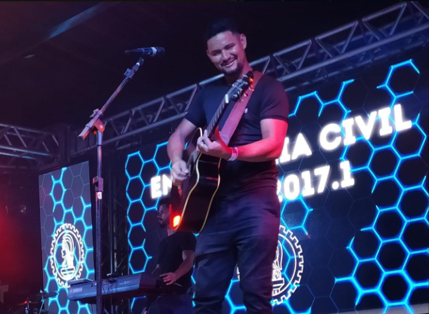 Cantor sertanejo gaúcho tem história de superação