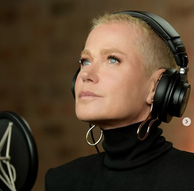 Xuxa realiza 80 procedimentos estéticos em sete horas