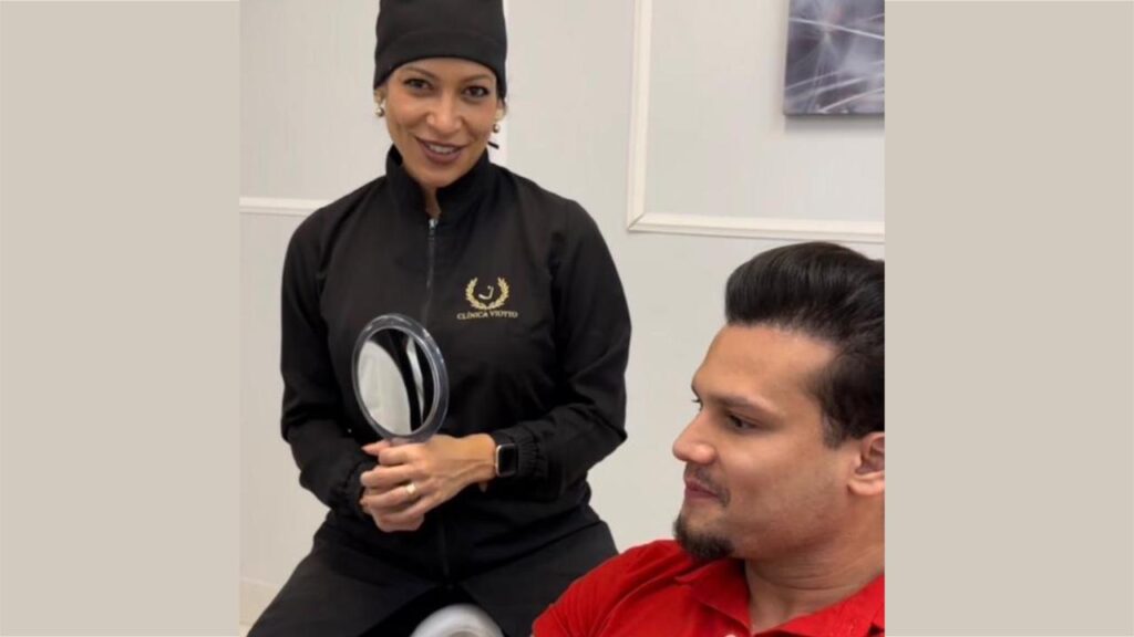 Dra. Kelly Cristina Rodrigues e Silva Transformando Sorrisos: Atendimento ao Cantor Israel Novaes