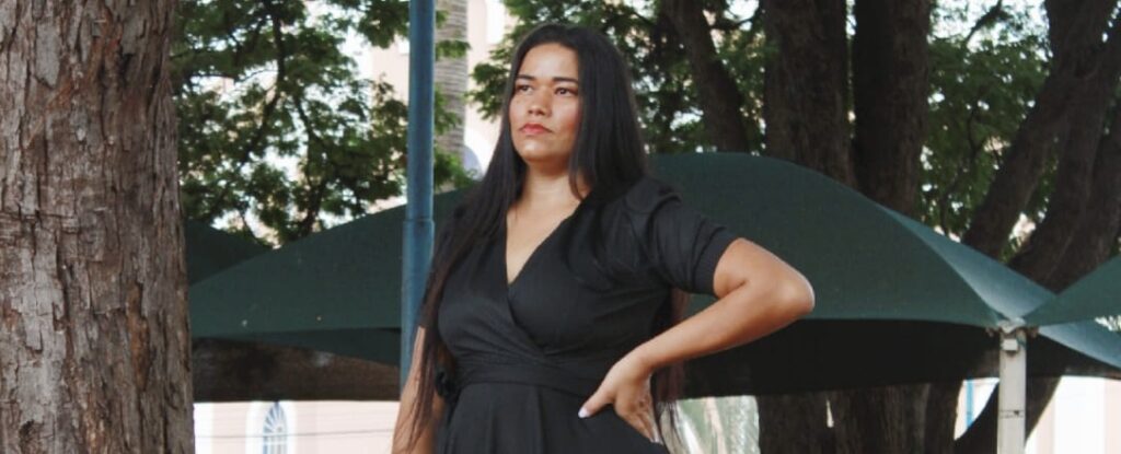 Mundo gospel: Conheça a cantora Thais Silva uma voz que toca gerações Mundo gospel: Conheça a cantora Thais Silva uma voz que toca gerações