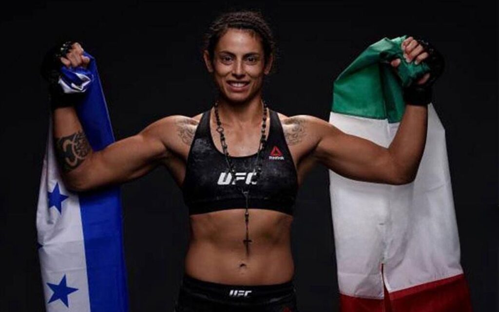 Mara Romero Borella: A Primeira Italiana no UFC e a Luta Pela Vida Dentro e Fora do Octógono Mara Romero Borella: A Primeira Italiana no UFC e a Luta Pela Vida Dentro e Fora do Octógono