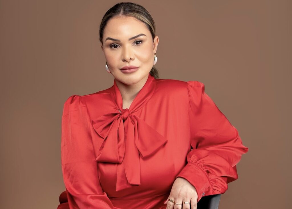 Dra. Joziane Diniz Especialista que transforma rostos e realiza sonho.