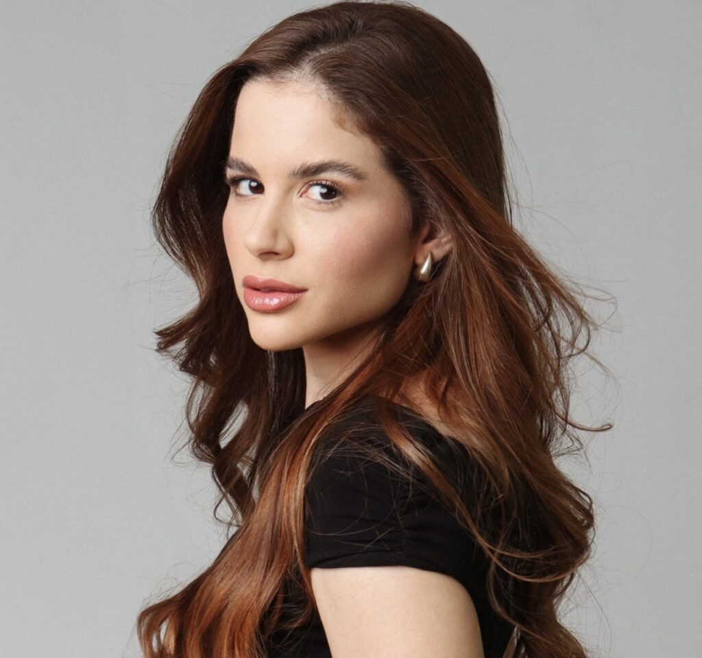 A doutora que mudou a forma como as pessoas enxergam a harmonização facial no nordeste. A doutora que mudou a forma como as pessoas enxergam a harmonização facial no nordeste.