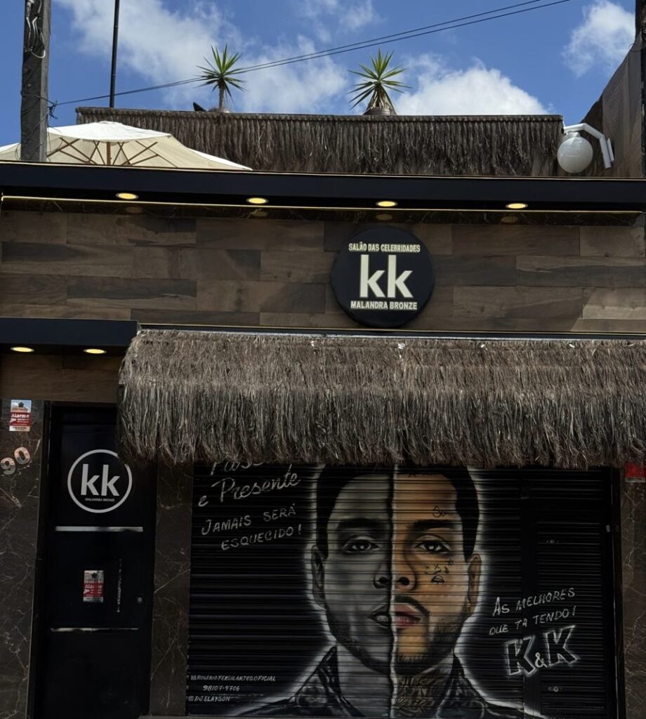 O Sucesso do salão das celebridades :kk malandra bronze