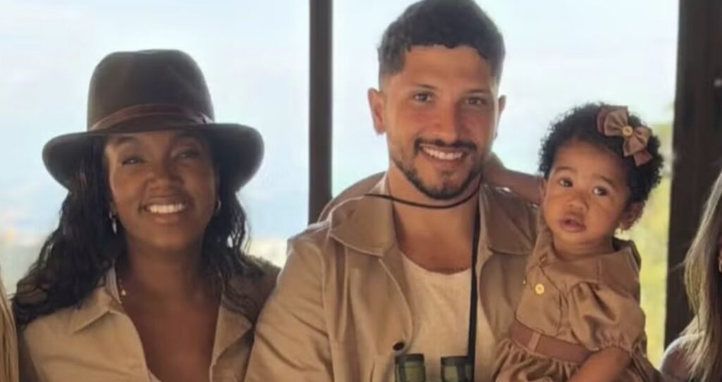 Após término, IZA e Yuri Lima celebram juntos o aniversário de 1 ano da filha, Nala Após término, IZA e Yuri Lima celebram juntos o aniversário de 1 ano da filha, Nala