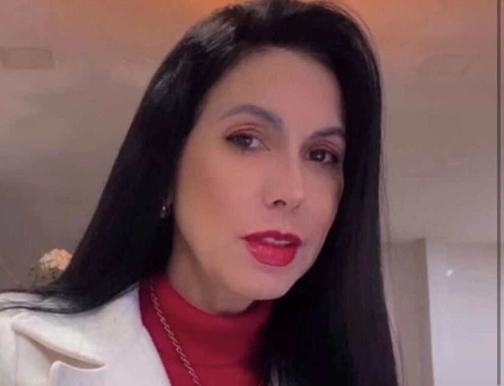 Dra. Débora Cristina Flores da Costa: Projeto Construindo a Longevidade redefine o cuidado ao idoso independente nas ILPIs