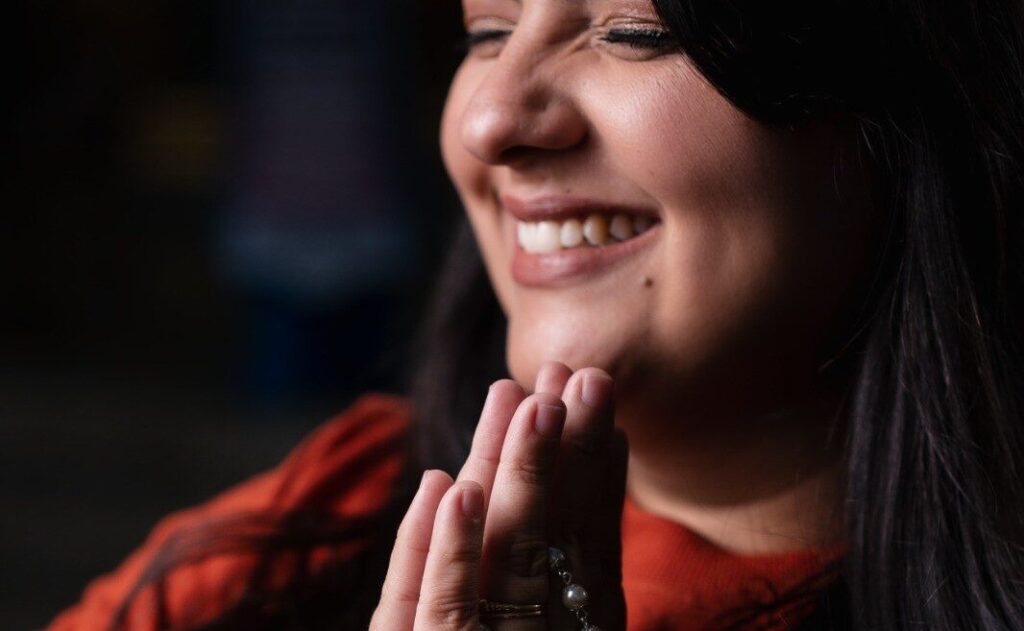 Marcelle Rocha leva fé e música do Vaticano ao palco da Paixão de Cristo Marcelle Rocha leva fé e música do Vaticano ao palco da Paixão de Cristo