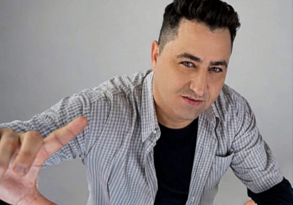Paulo Roberto Provin transforma trajetória musical em mensagem de inspiração através do álbum “Só Mais Uma” Paulo Roberto Provin transforma trajetória musical em mensagem de inspiração através do álbum “Só Mais Uma”
